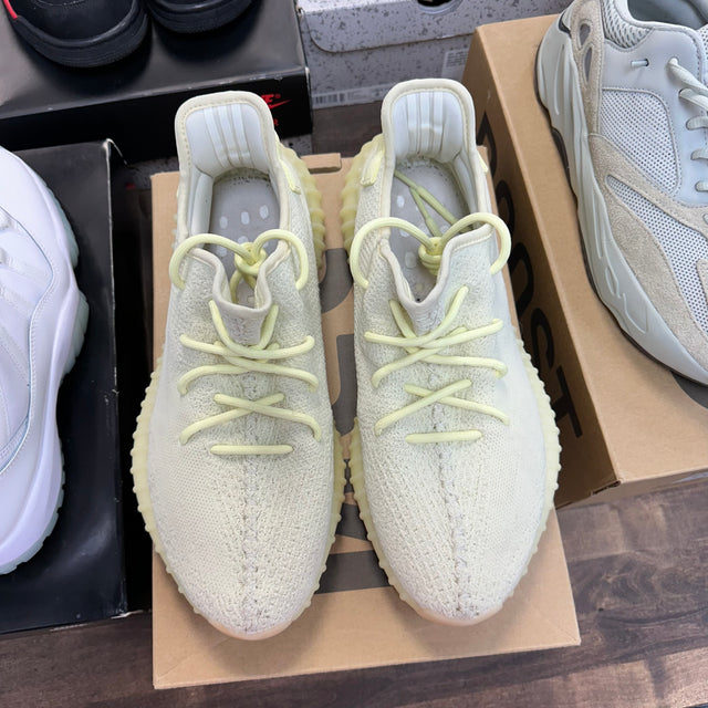 Butter adidas Yeezy Boost 350 V2 (USED, no insoles)