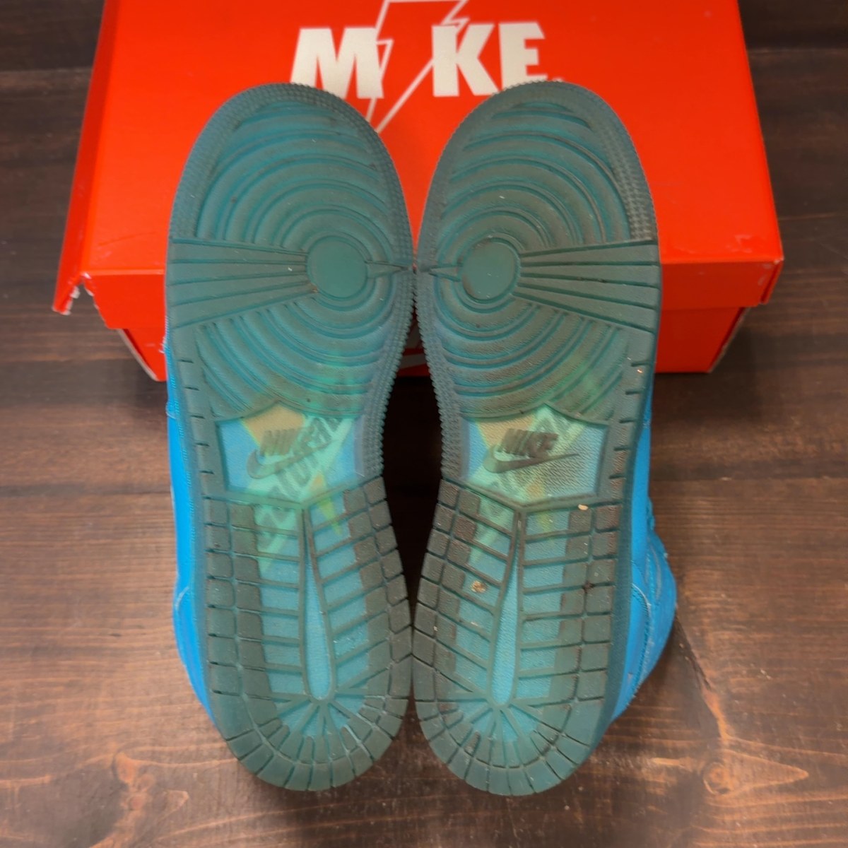 Jordan 1 Retro High Gatorade Blue Lagoon (GS) - Image 6