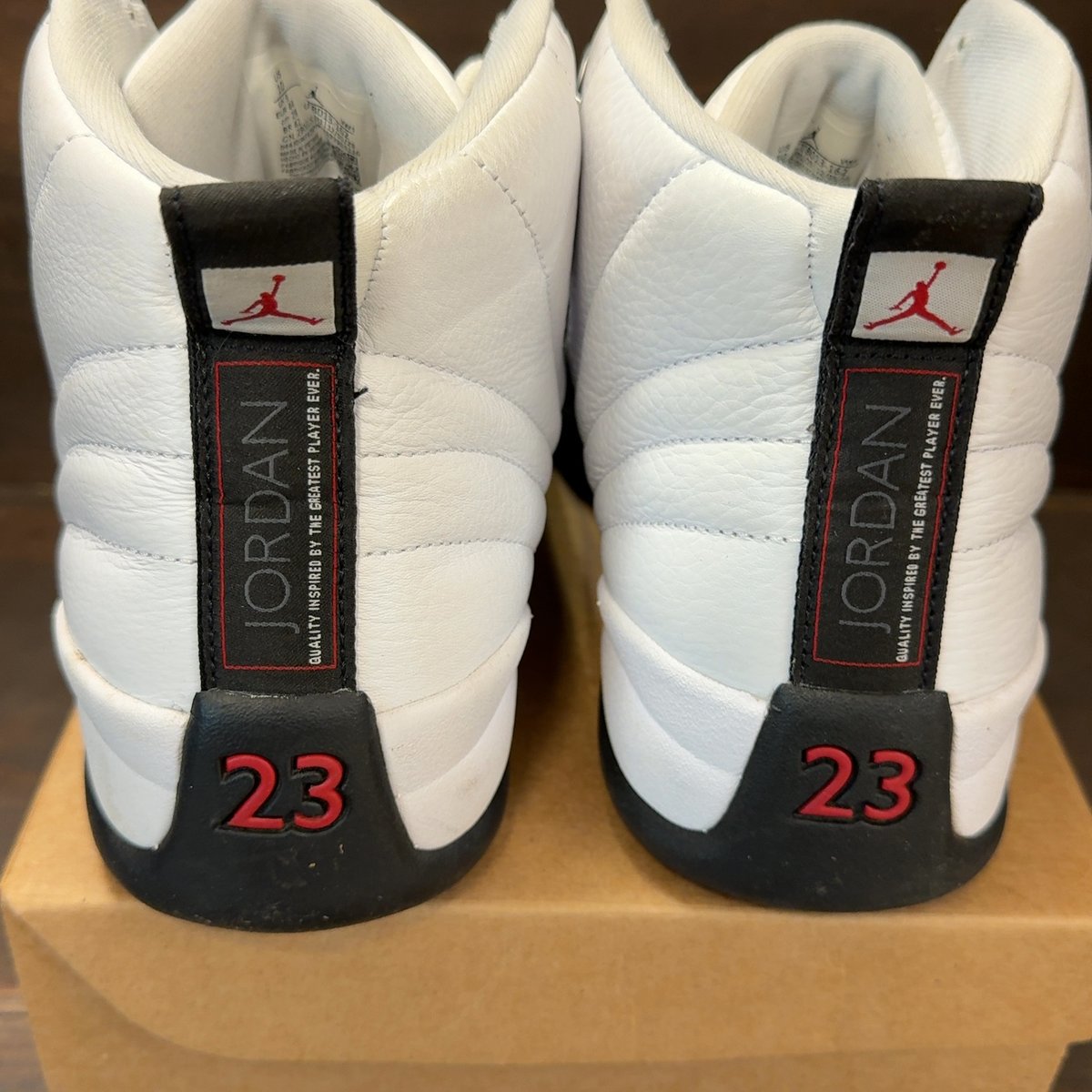 Jordan 12 Retro Taxi Flip Size 10 (Pre-Owned) - aux