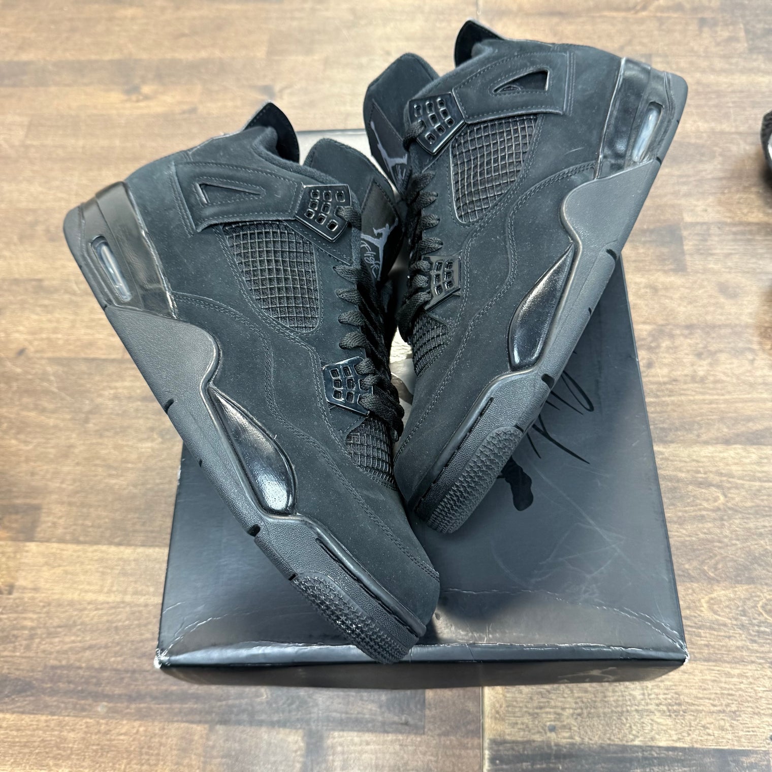 Black Cat Jordan 4 (USED)