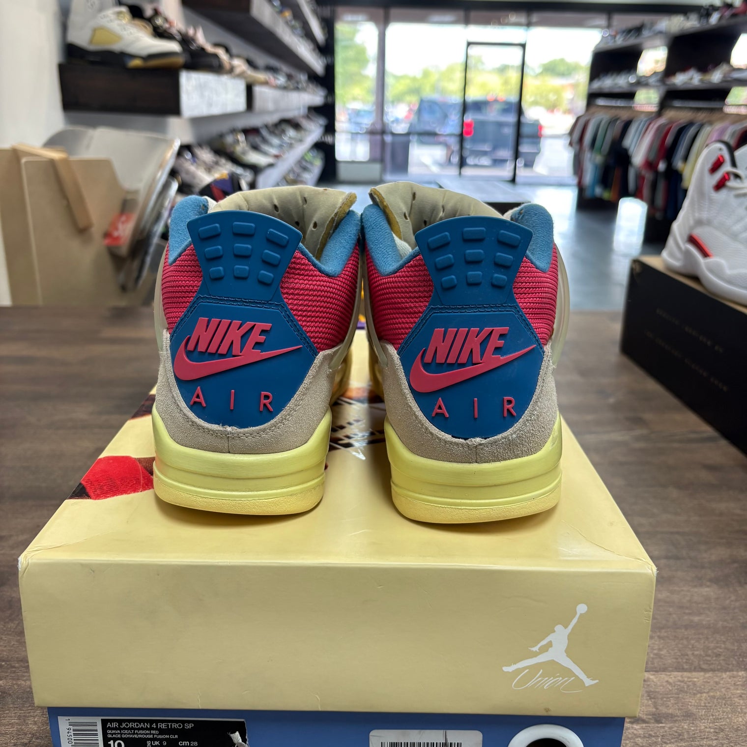Union LA Jordan 4 Guava Ice (USED)