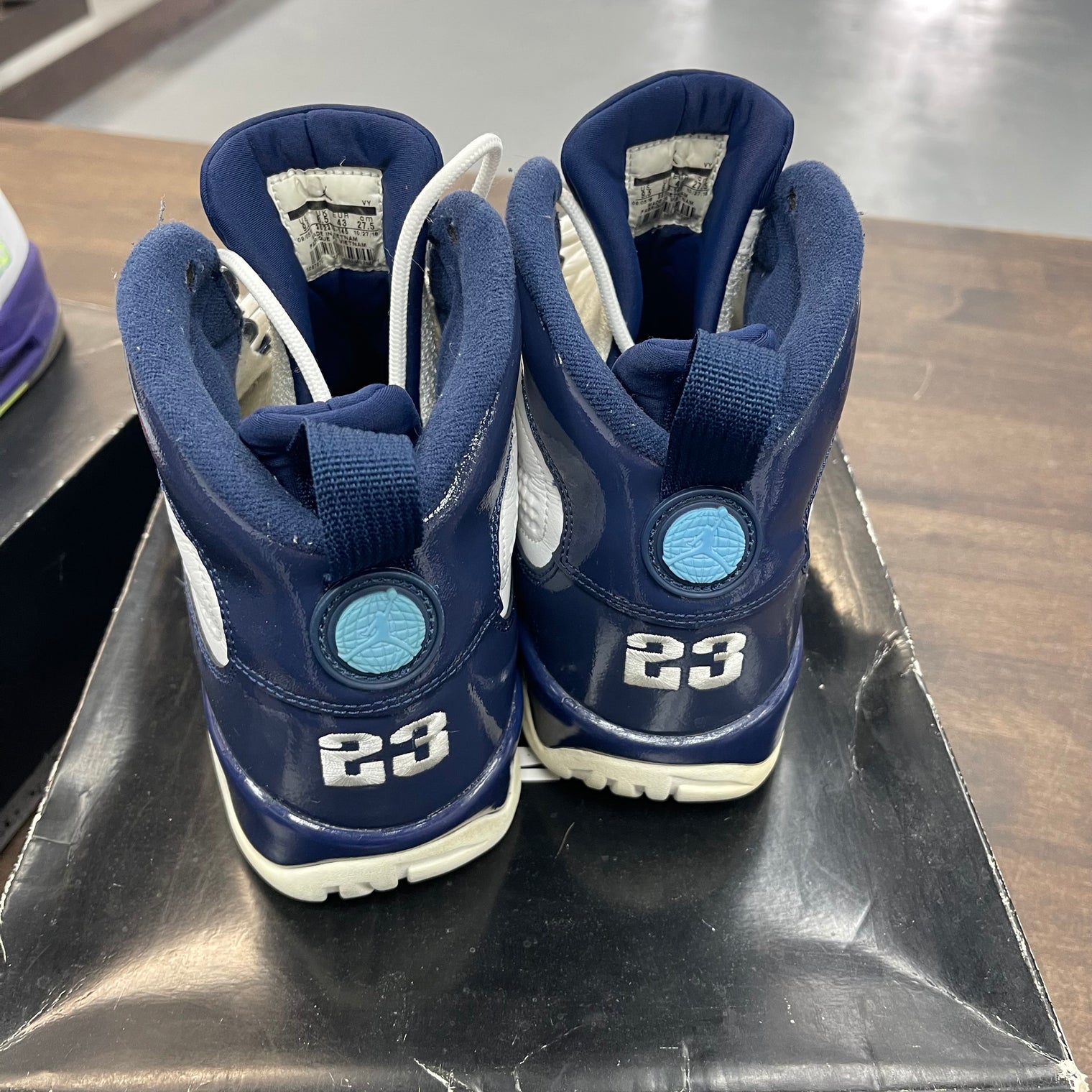 UNC Jordan 9 (USED)
