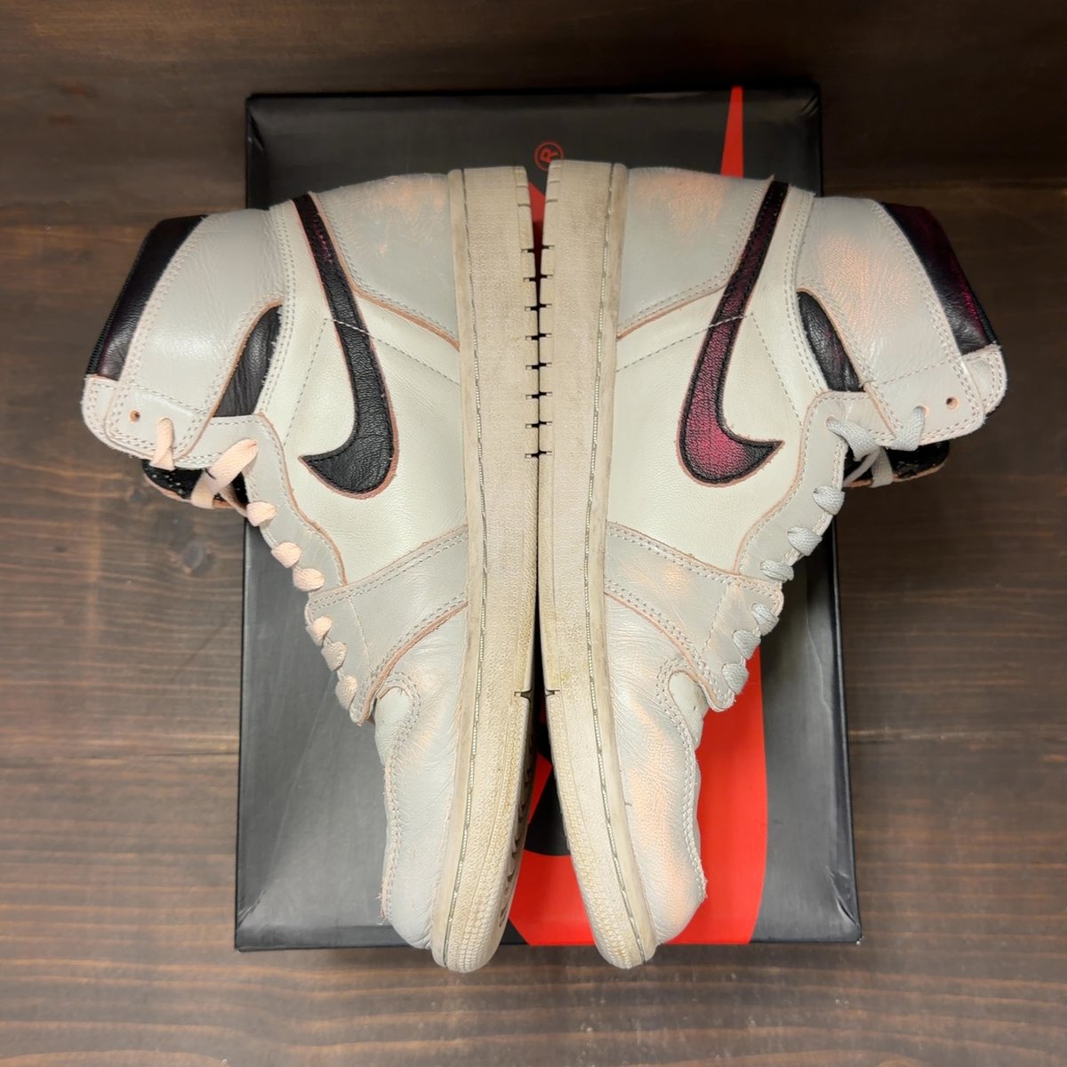 Jordan 1 Retro High OG Defiant SB NYC to Paris Size 10 (Pre-Owned) - aux