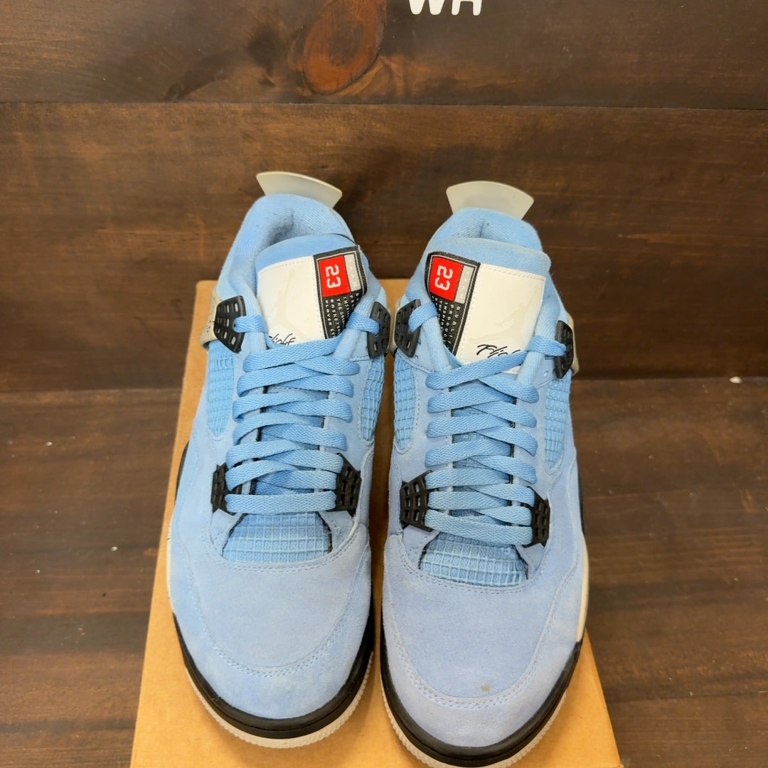 Jordan 4 Retro University Blue Size 9.5 (Pre-Owned) - Image 3