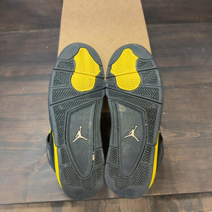 Jordan 4 Retro Thunder (2023) Size 9 (Pre-Owned) - Image 6