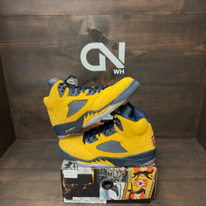 Jordan 5 Retro Michigan (2019) - Image 1