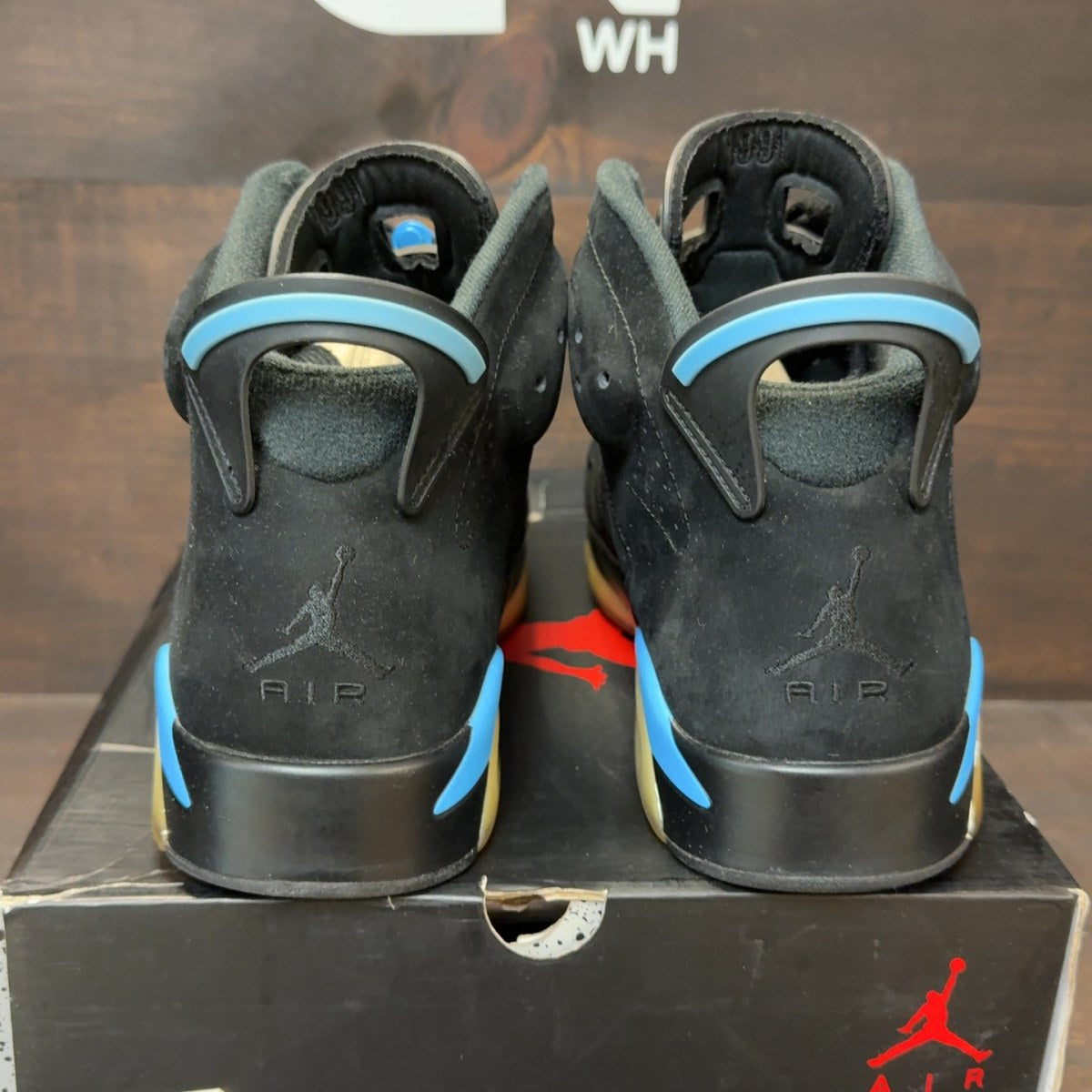 Jordan 6 Retro UNC Size 13 (Pre-Owned) - Image 5