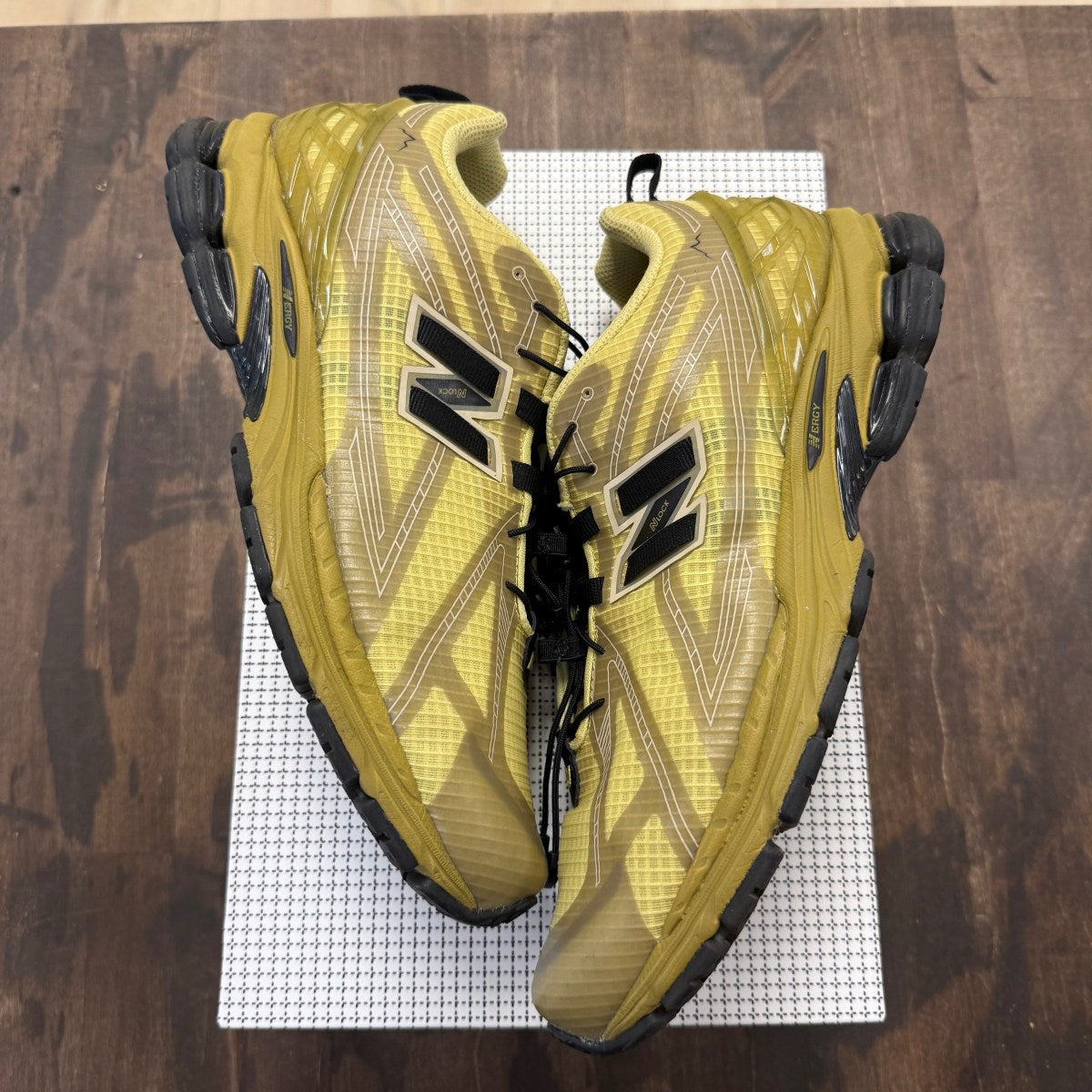 New Balance 1906R CAYL Size 10 (Pre-Owned) - Image 1