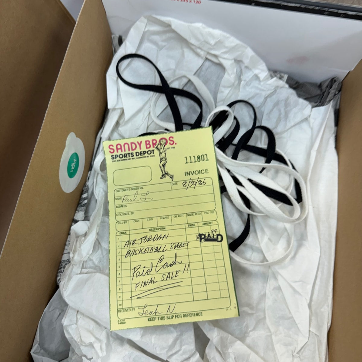 Jordan 1 Retro High OG Chicago Lost and Found Size 10 (Pre-Owned) - Image 7
