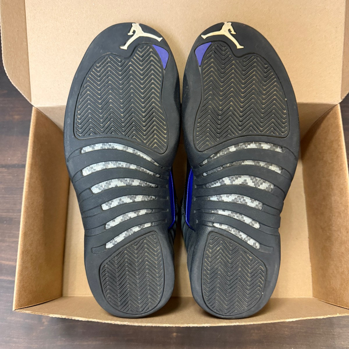 Jordan 12 Retro Black Dark Concord Size 9.5 (Pre-Owned) - Image 6