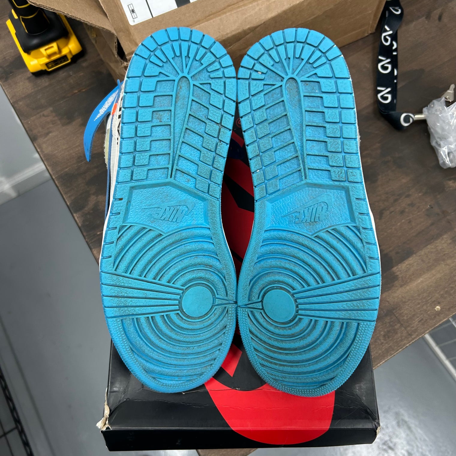Off-White UNC University Blue Jordan 1 High (USED)