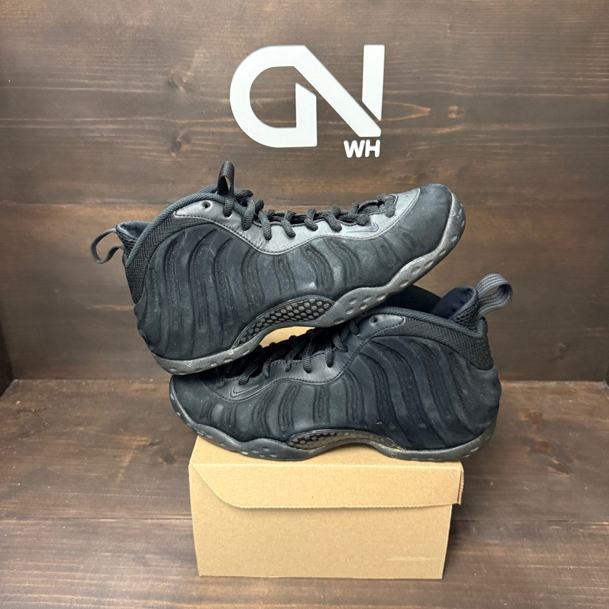 Nike Air Foamposite One Black Suede Size 9 (Pre-Owned) - Image 1