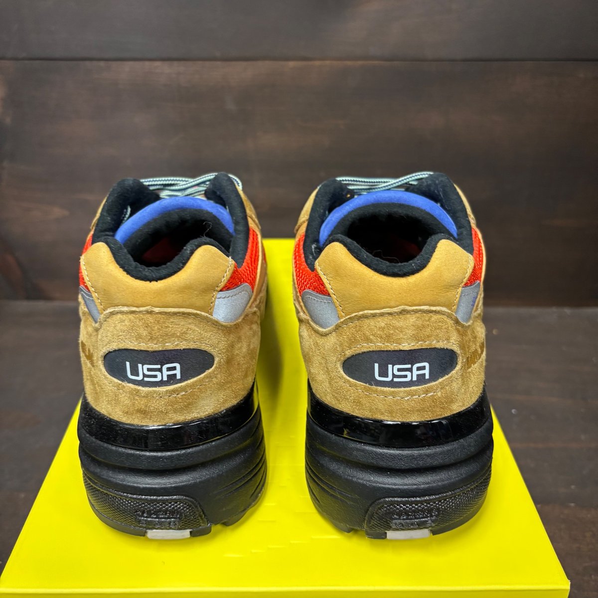 New Balance 992 MiUSA Action Bronson Tiger Eye Size 10.5 (Pre-Owned) - sole