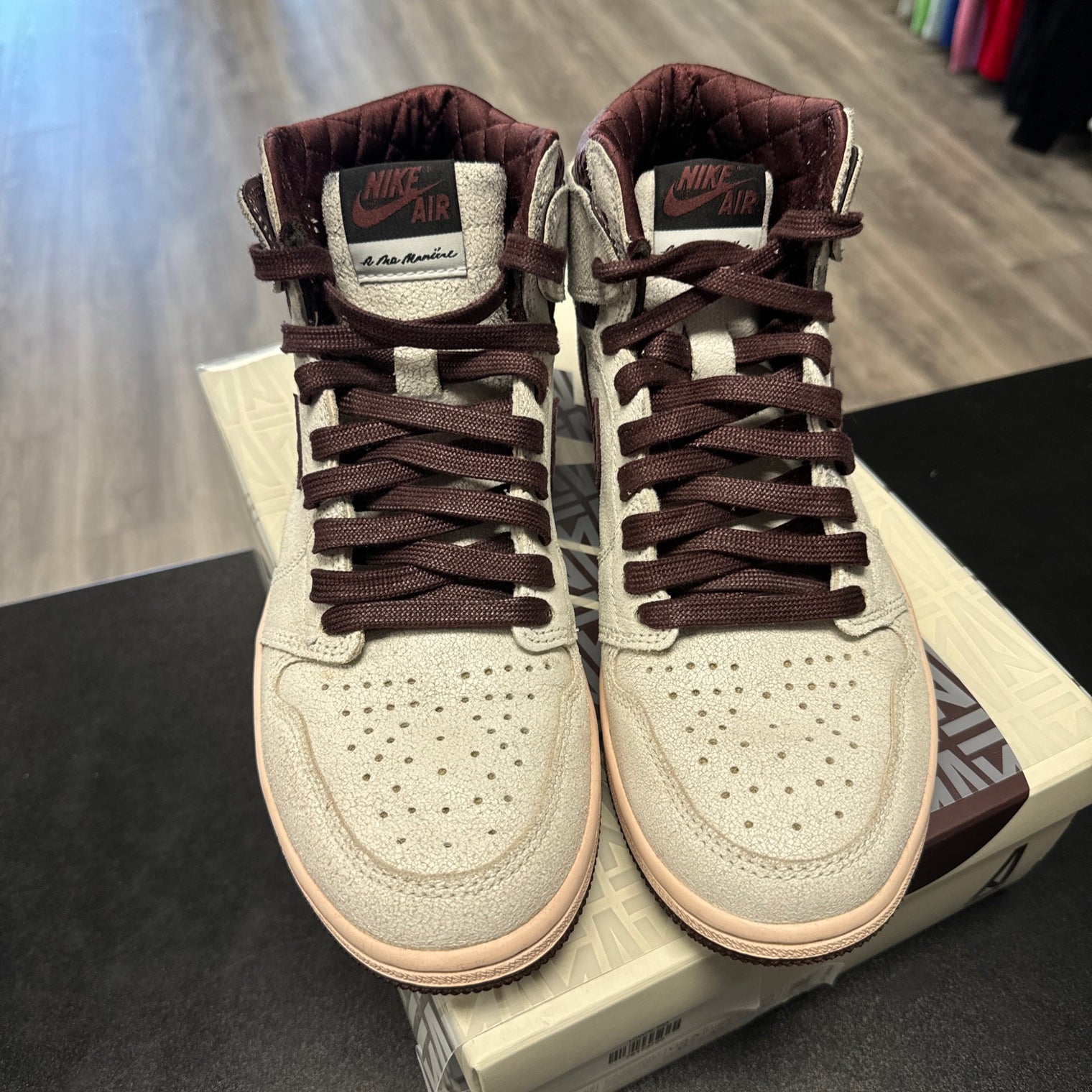 A Ma Maniere Jordan 1 High (USED)