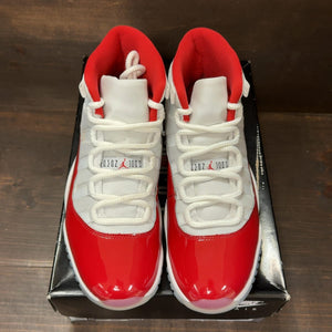 Jordan 11 Retro Cherry (2022) Size 8.5 (Pre-Owned) - tag