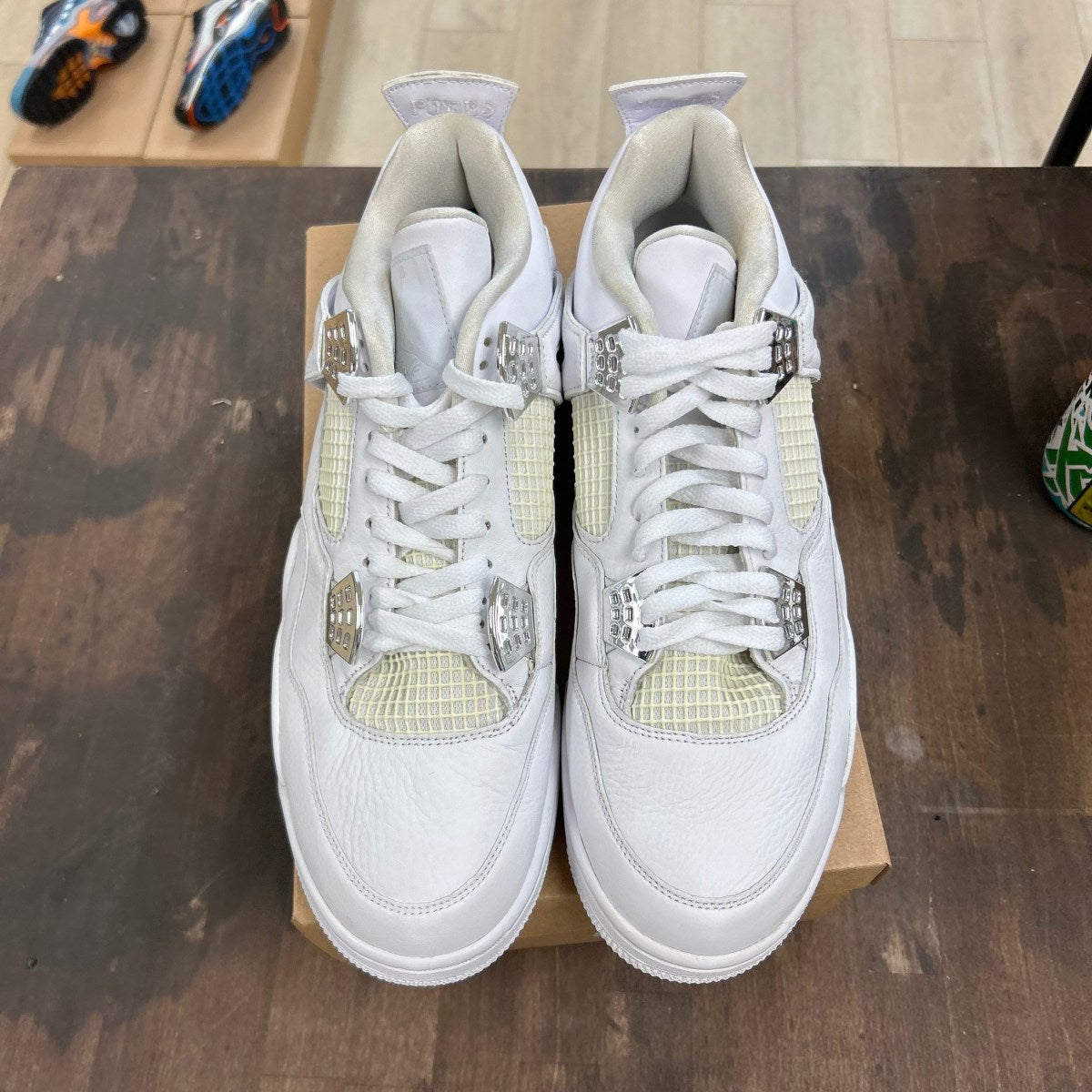 Jordan 4 Retro Pure Money (2017) Size 13 (Pre-Owned) - Image 2