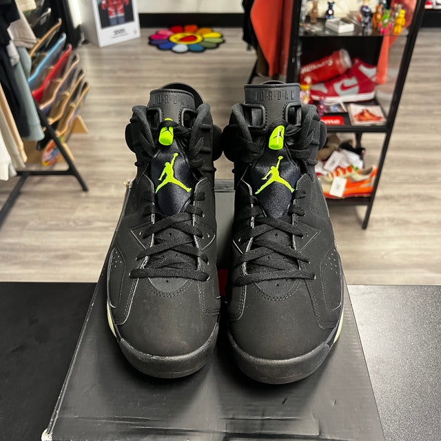 Electric Green Jordan 6 (USED)