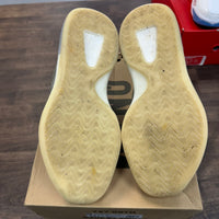 Barium Quantum Yeezy QNTM (USED)