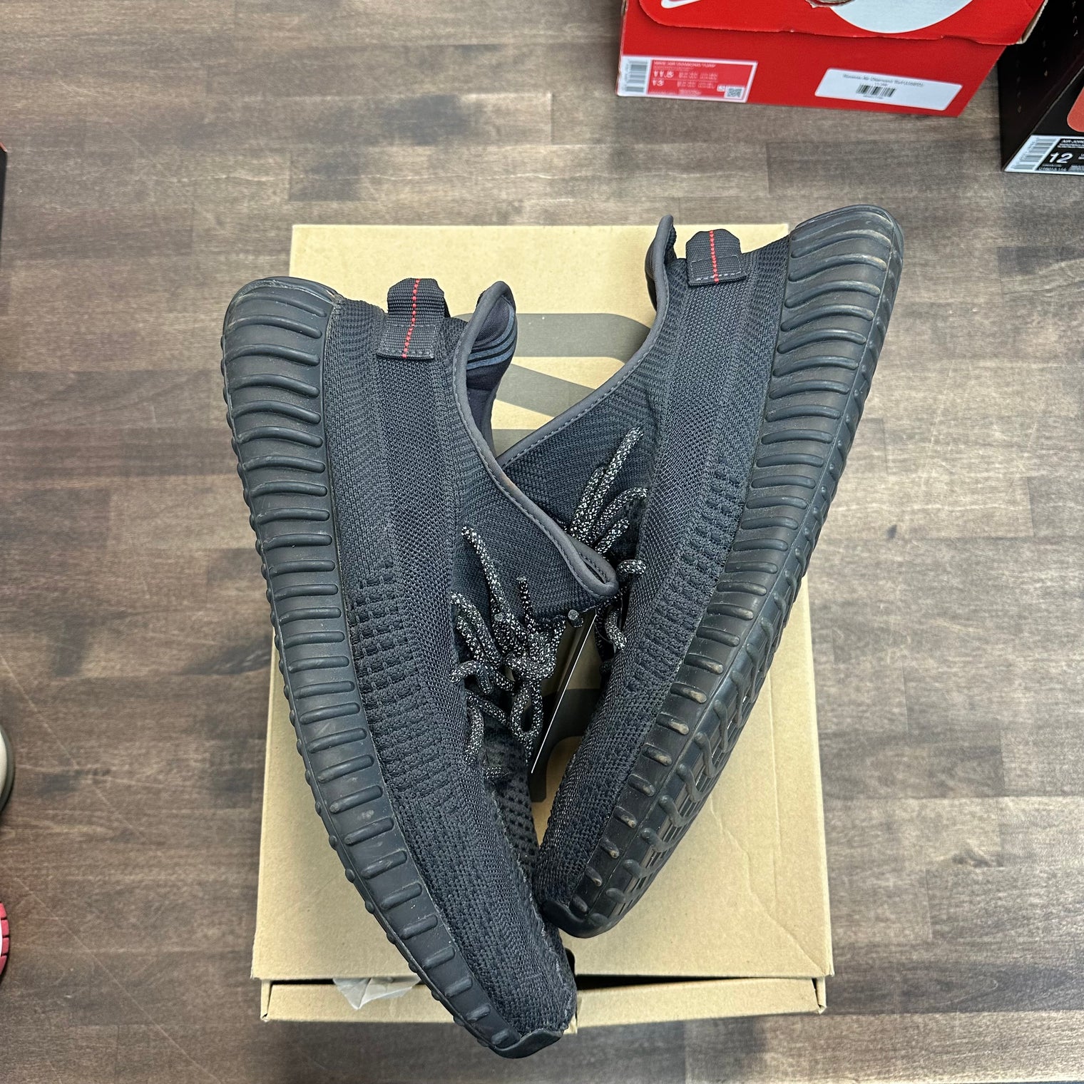 Black Static Non-Reflective Yeezy 350 (USED)