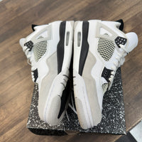 Military Black Jordan 4 (USED)