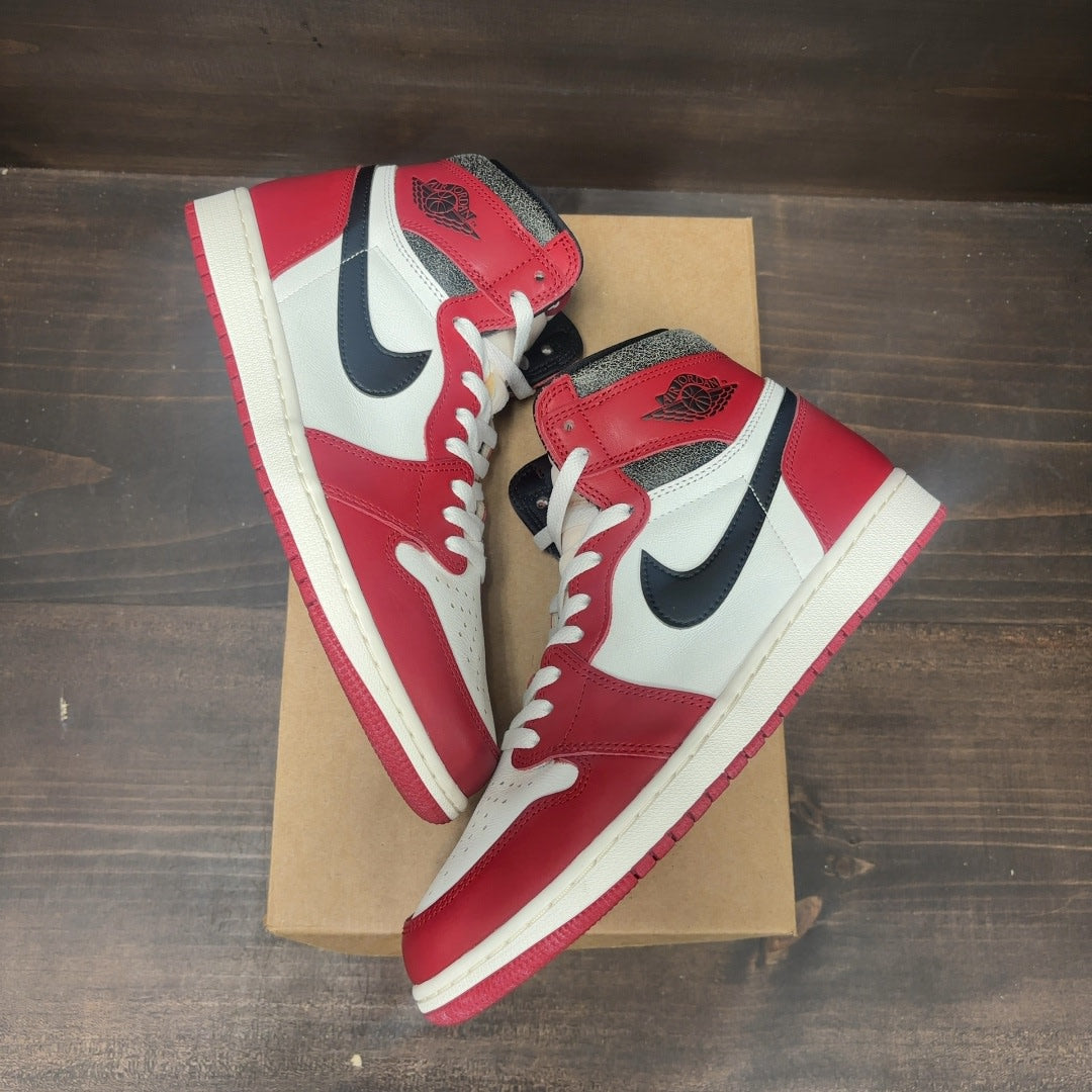 Jordan 1 Retro High OG Chicago Lost and Found Size 10.5 (Pre-Owned) - Image 2