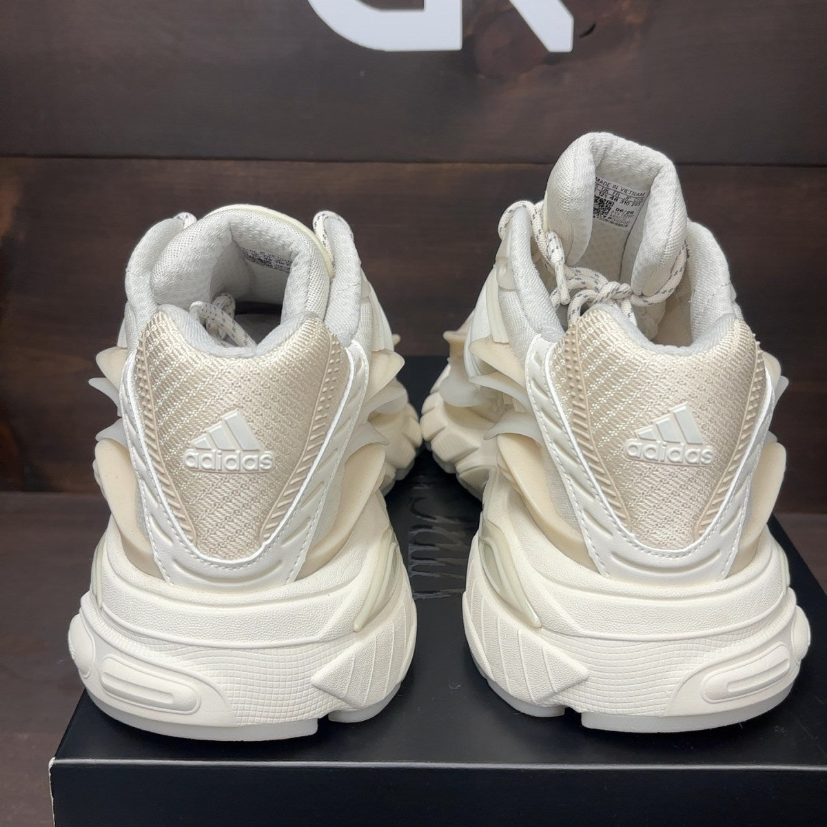 adidas Adistar Jellyfish Pharrell Williams White Size 13