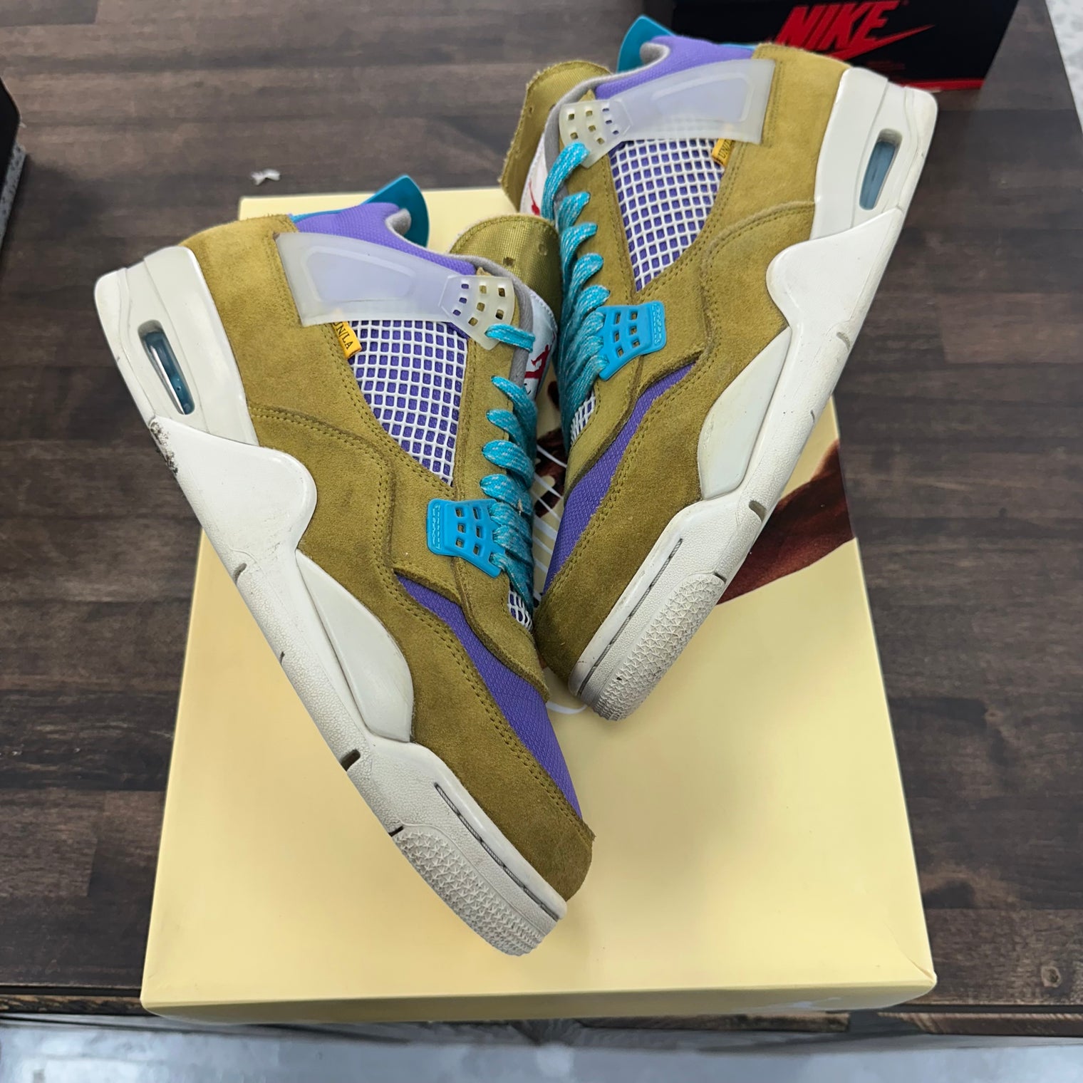 Desert Moss Union LA Jordan 4 (USED)