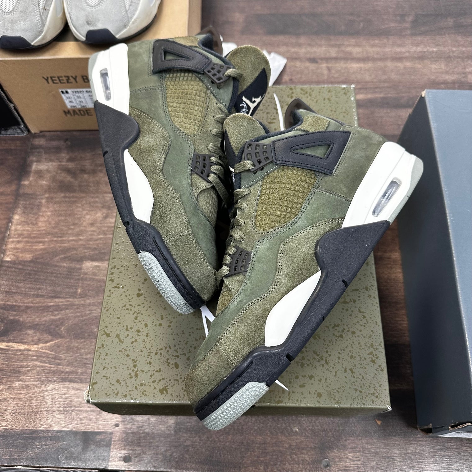Craft Olive Jordan 4 (USED)