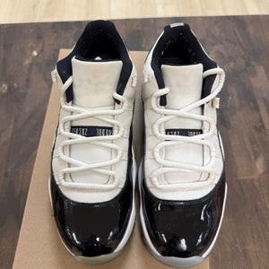Jordan 11 Retro Low Concord Size 9.5 (Pre-Owned) - Image 2