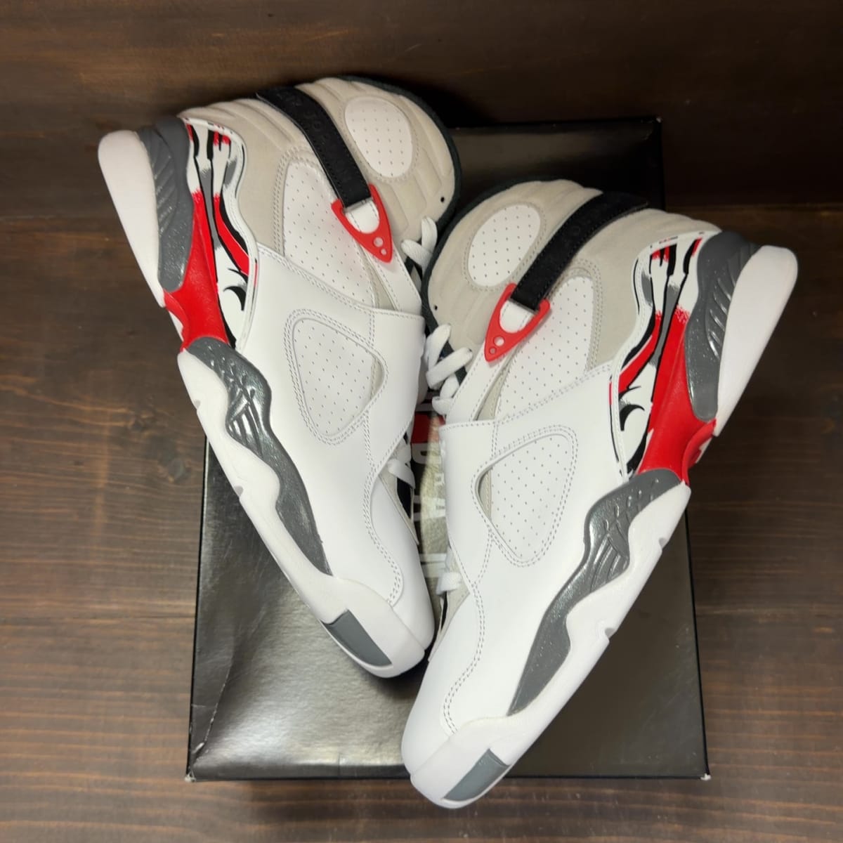 Jordan 8 Retro White True Red (2025) Size 11.5 (Pre-Owned) - back