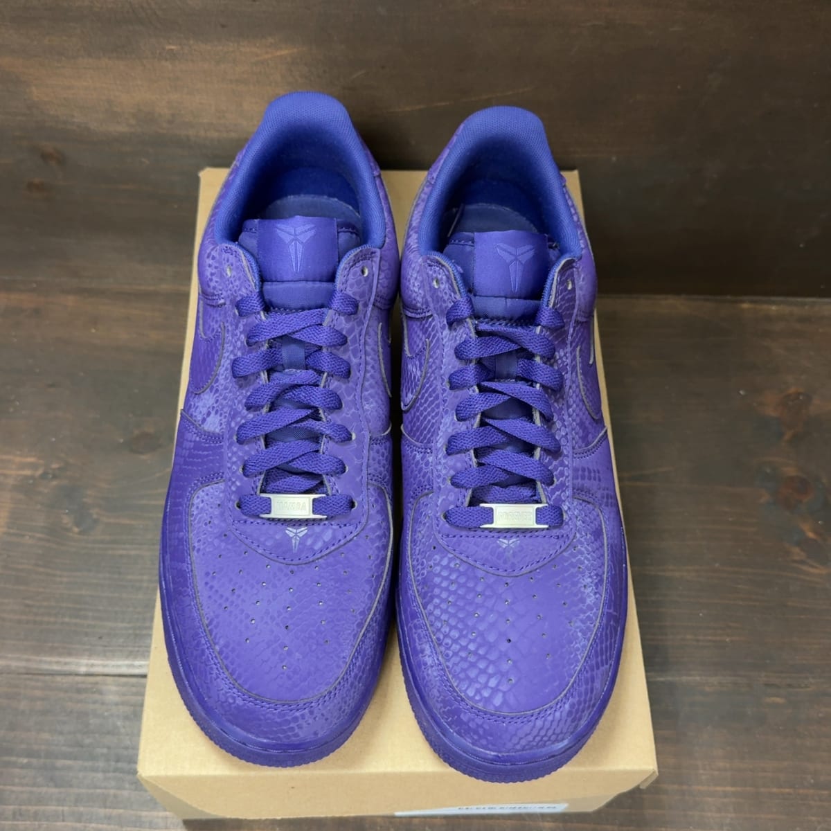 Nike Air Force 1 Low Kobe Bryant Court Purple Size 10.5 (Pre-Owned) - tag