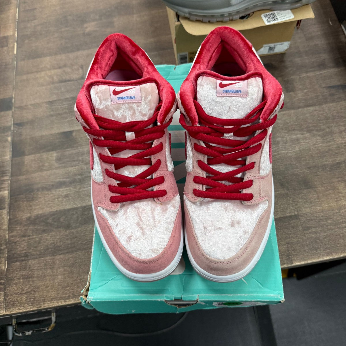 Nike SB Dunk Low StrangeLove Skateboards - Image 2