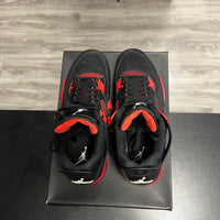 Red Thunder Jordan 4 (USED)