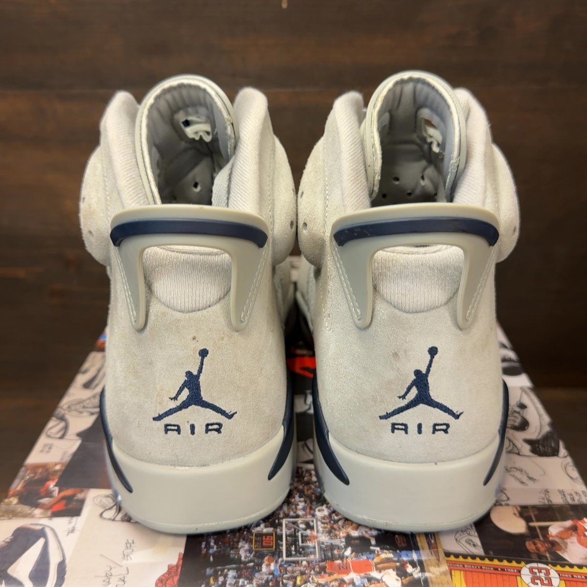 Jordan 6 Retro Georgetown (2022) Size 8.5 (Pre-Owned) - aux