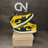 Jordan 1 Retro Mid New Love (2017) Size 9.5 (Pre-Owned) - Image 1