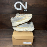 adidas Yeezy Boost 700 V2 Cream Size 7 (Pre-Owned) - front
