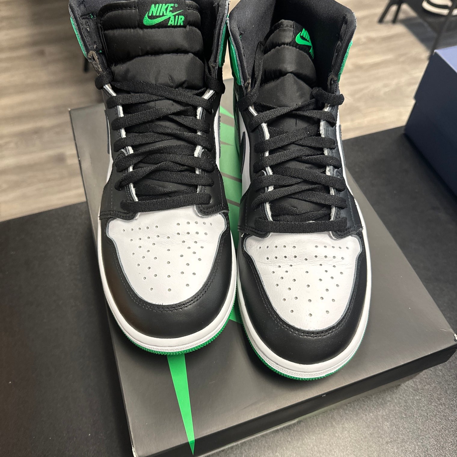 Lucky Green Jordan 1 High (USED)