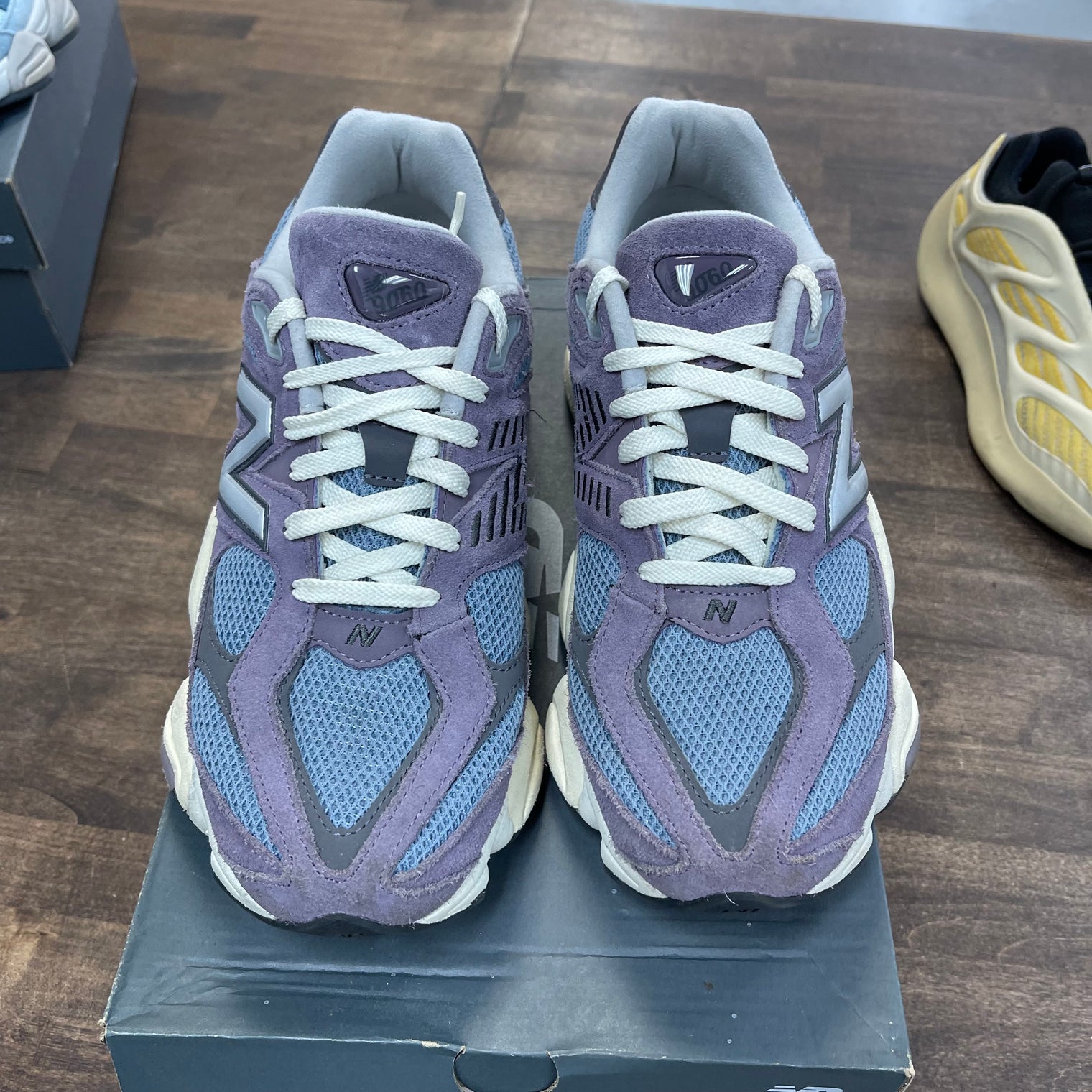 Shadow Purple New Balance 9060 (USED)