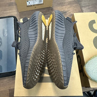Cinder Yeezy 350 (USED)