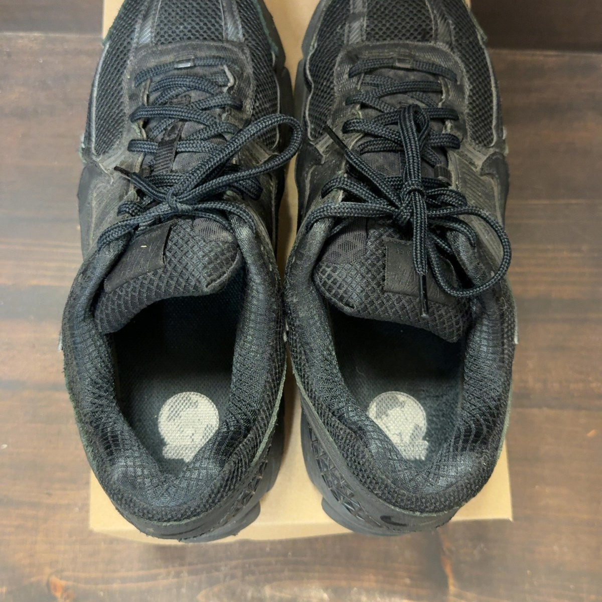 Nike Zoom Vomero 5 Triple Black Size 12 (Pre-Owned) - Image 5