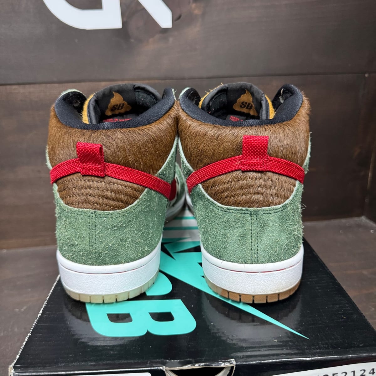 Nike SB Dunk High Dog Walker Size 9.5 (Pre-Owned) - sole
