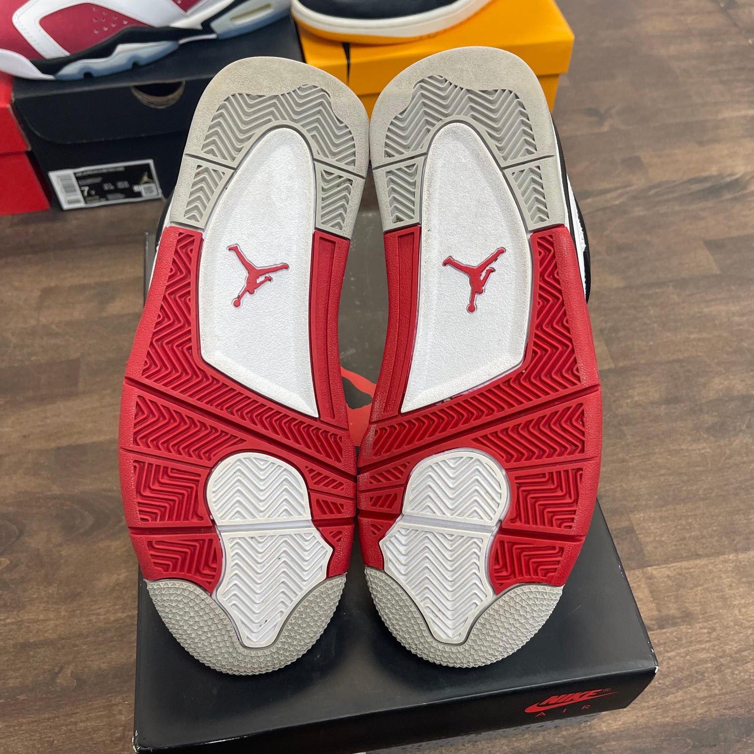 Fire Red Jordan 4 2020 (GS) (USED)