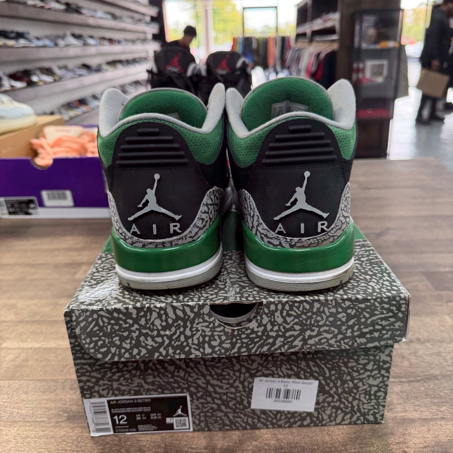 Pine Green Jordan 3 Retro (USED)