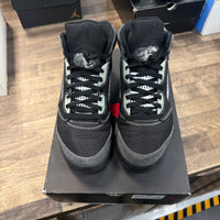 Anthracite Jordan 5 Retro (USED, no insoles)