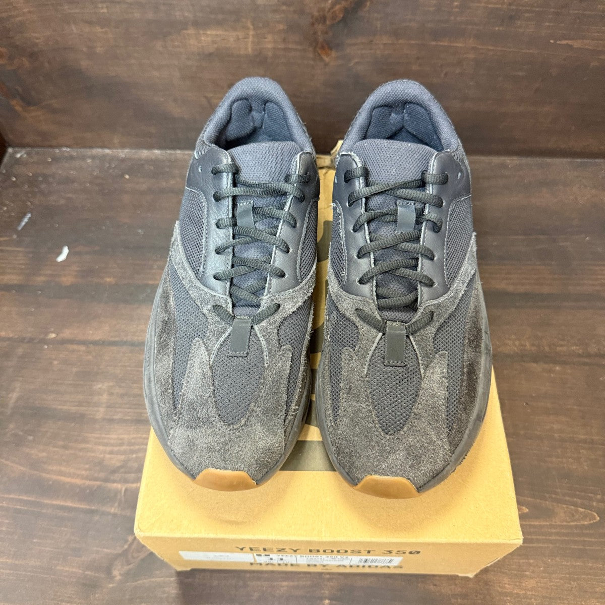 adidas Yeezy Boost 700 Utility Black Size 11 (Pre-Owned) - Image 3