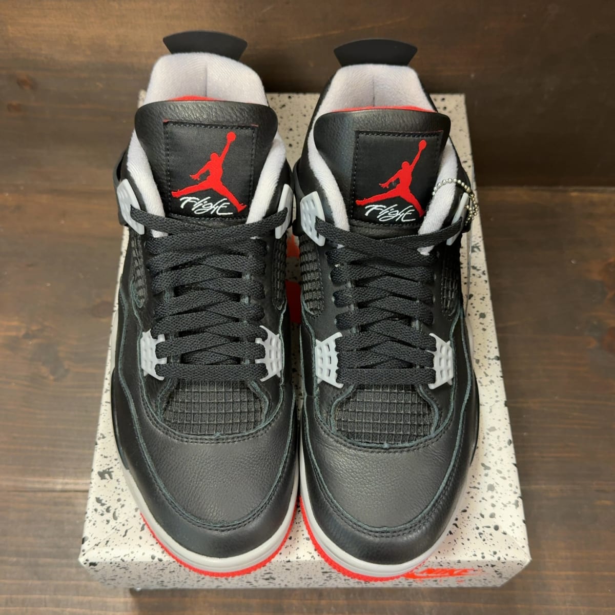 Jordan 4 Retro Bred Reimagined Size 8.5 (Pre-Owned) - tag