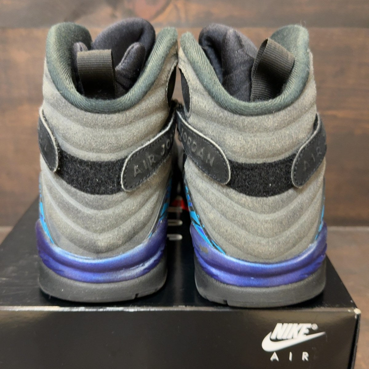 Jordan 8 Retro Aqua (2025) Size 9 (Pre-Owned) - Image 5