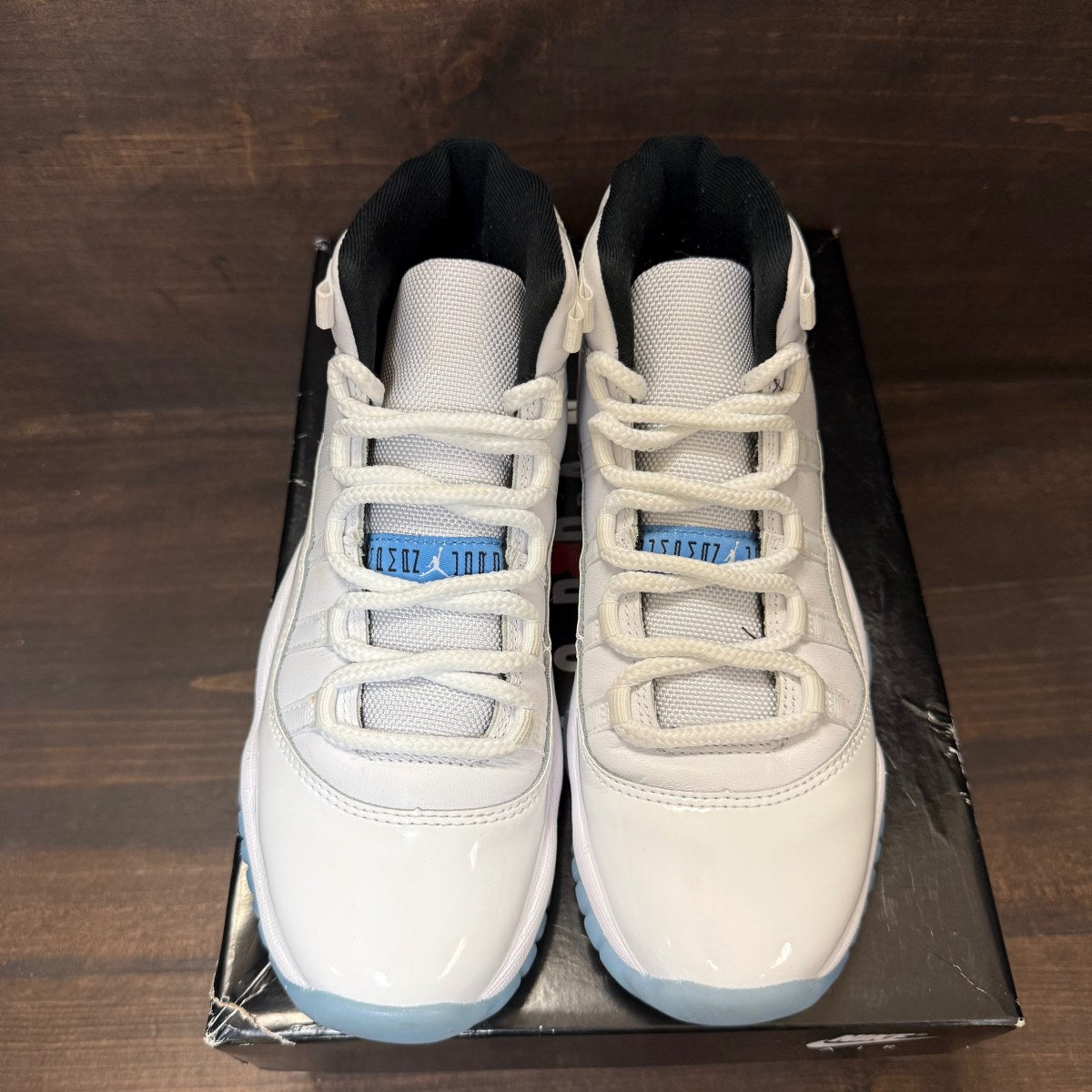 Jordan 11 Retro Legend Blue (2024) (GS) Size 5.5Y (Pre-Owned)