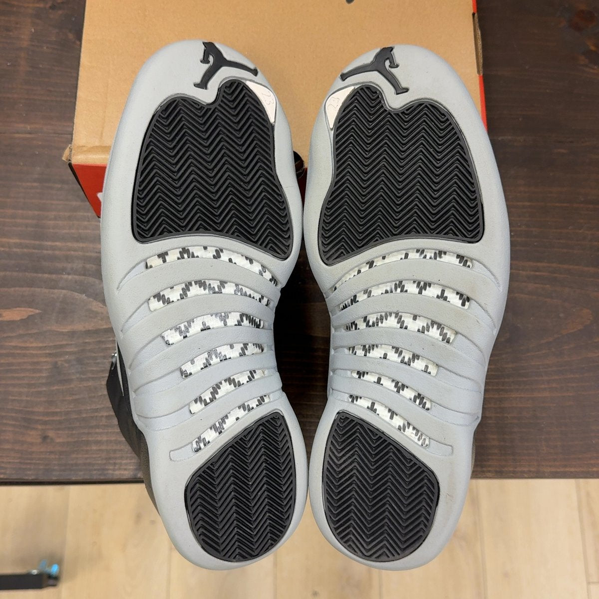 Jordan 12 Retro Barons Size 10.5 (Pre-Owned) - aux