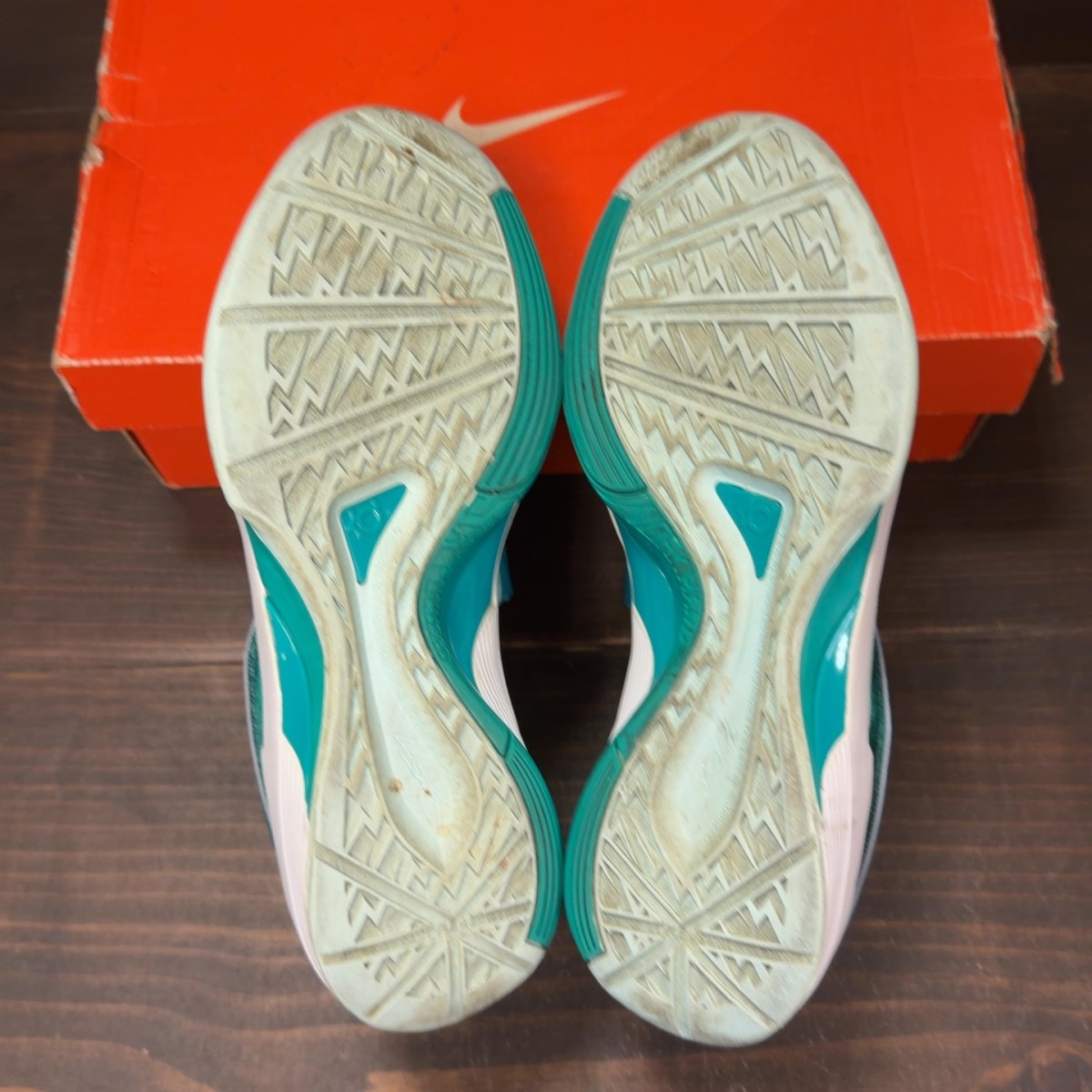 Nike KD 4 Easter Size 7.5 (Pre-Owned) - Image 6